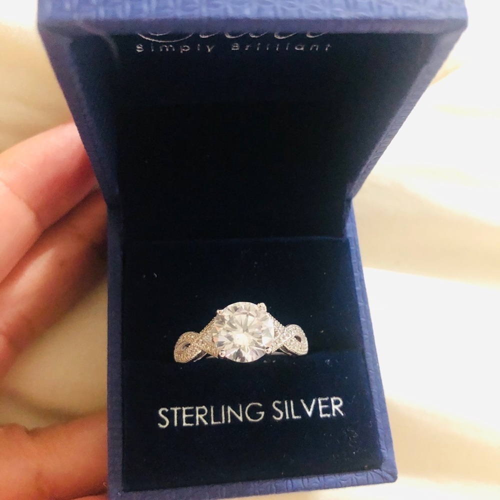 Simply Silver Simply Brilliant Ring Size 8 - Picture 5 of 6